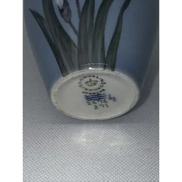Royal Copenhagen Vase No 2676/271 - Picture 6 of 7